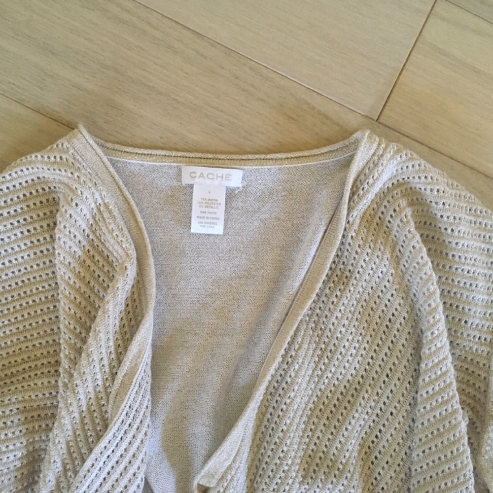 Cache Cardigan Sweater - Picture 2 of 6